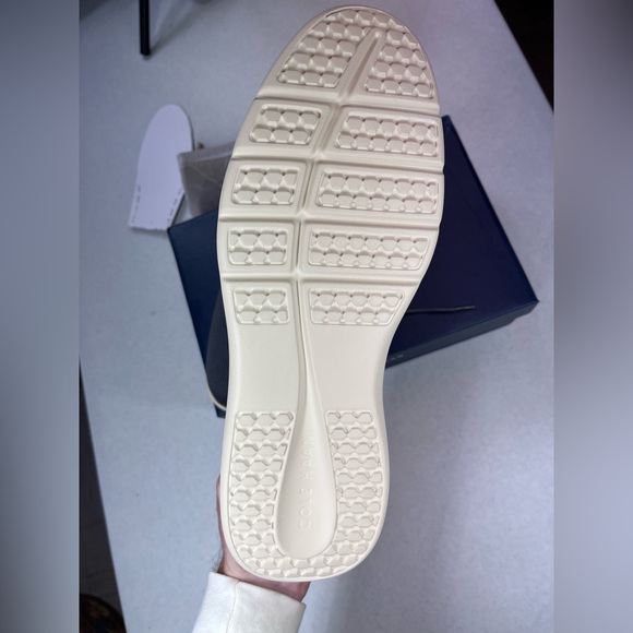 Cole Haan Men’s Grand+ Ultra Knit OX Gray Shoes. Size 10.5 M. - Picture 7 of 7